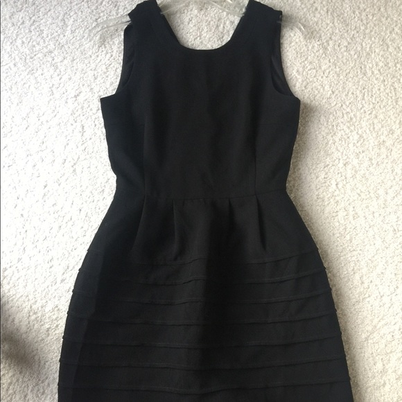Madewell little black dress - Picture 3 of 7